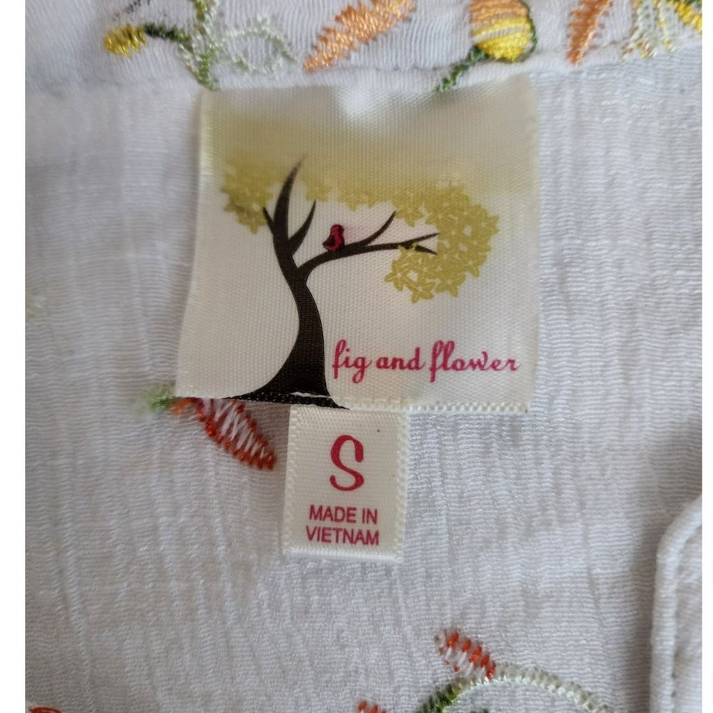 Figs and Flower Women's White Embroidered Floral Long Sleeve Blouse Size Small - Picture 6 of 14